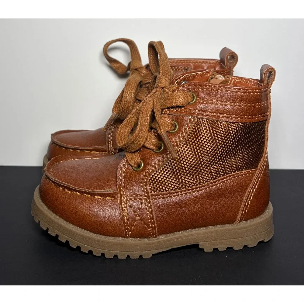 The Children's Place Boys‎ Faux Leather Lace Up Tan / Brown boots - Toddler 5C